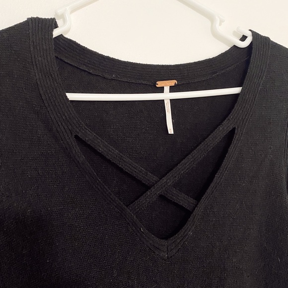 Free People black tunic - medium - Picture 4 of 5